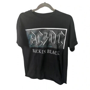 Official Merch | AC/DC Back in Black Band T-Shirt | Size  M